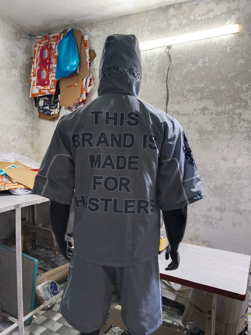 Hustle Nylon Set (Grey)